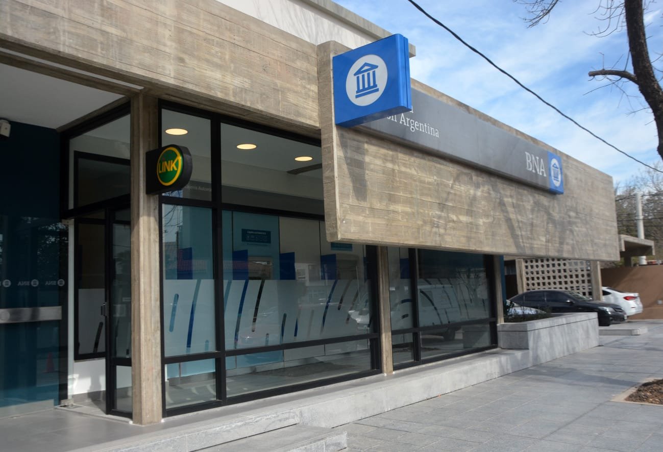 Viale. Un sueño cumplido: Cómo fueron las gestiones que permitieron la reapertura del Banco Nación